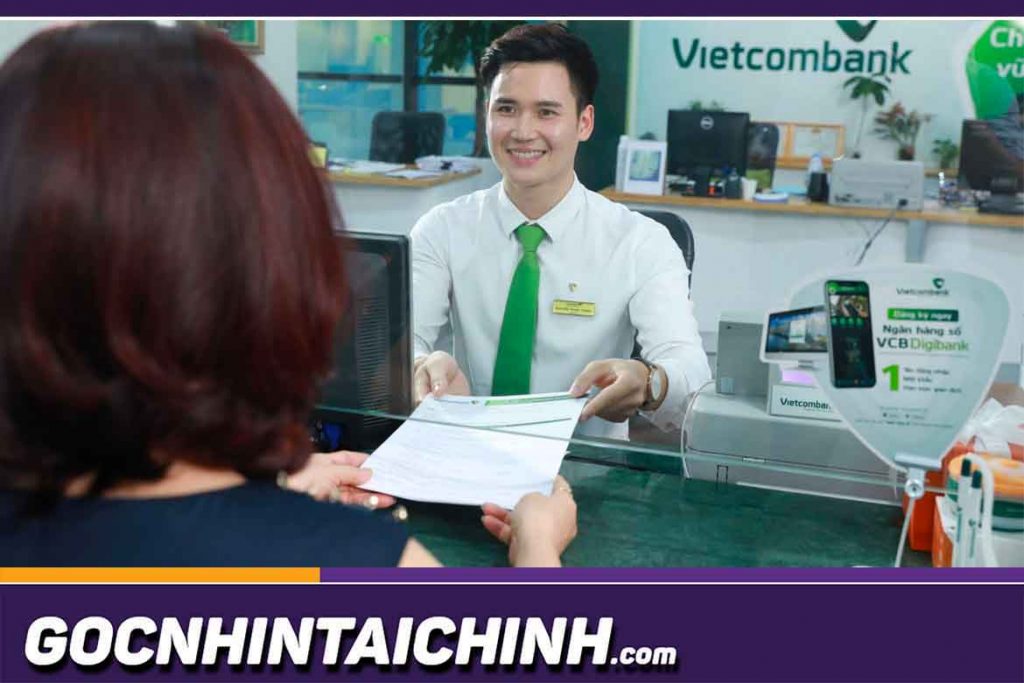 Cách chuyển tiền tại phòng giao dịch Vietcombank